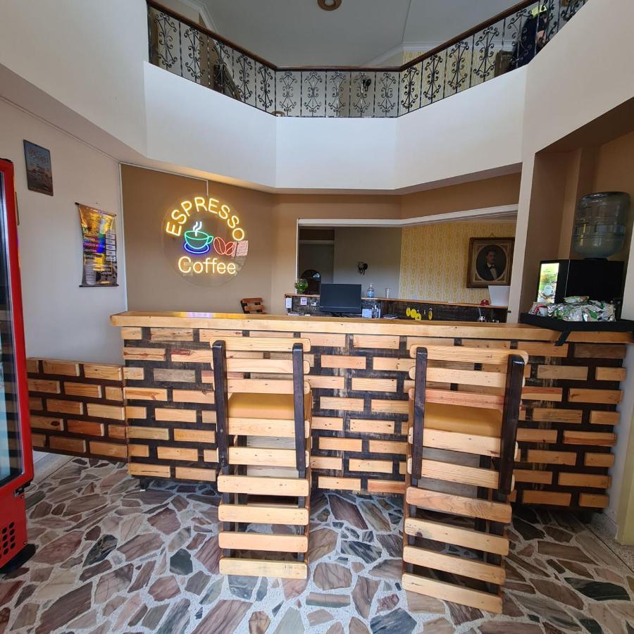 Hotel Casa Confort Санта-Роса-де-Кабаль Экстерьер фото
